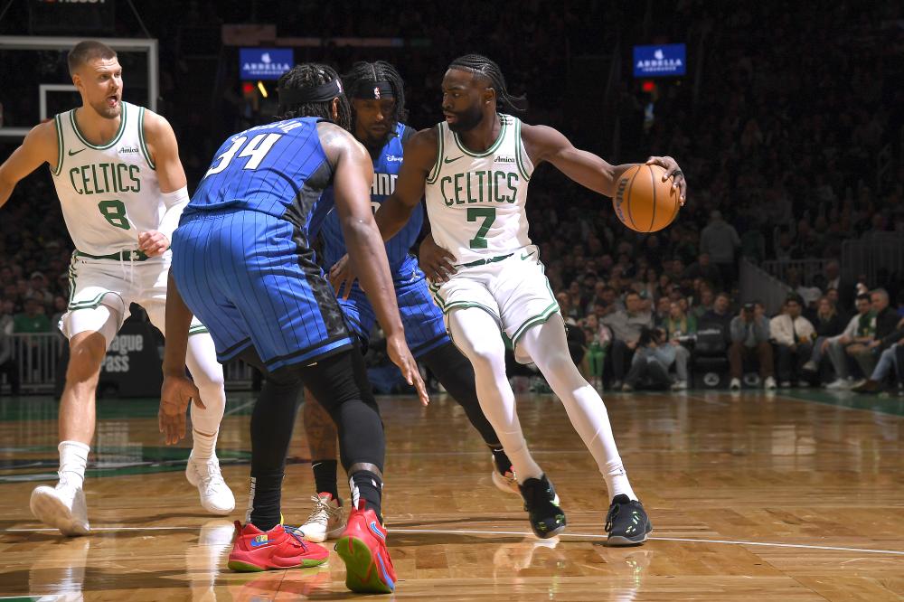 并在合同中 并在合同中