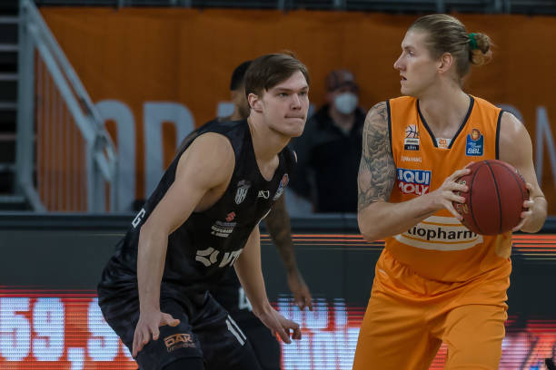 目一直在寻 目一直在寻